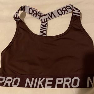Womens Nike pro sports bra